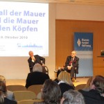 Der Fall der Mauer und die Mauer in den Köpfen